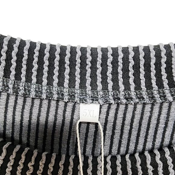 Striped Colorblock Sweater Plus Size Size 5XL Womens Long Sleeve Black Beige - Picture 2 of 7